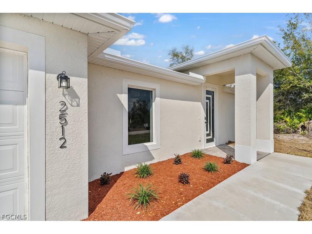 2512 42nd Street SW Lehigh Acres FL 33976 2026011372 image2