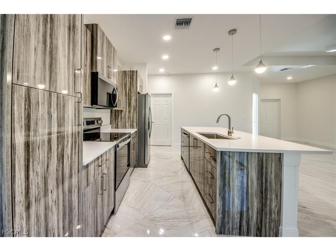 2512 48th Street W Lehigh Acres FL 33971 2026007658 image21