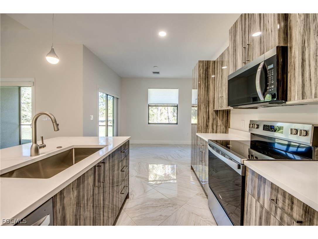 2512 48th Street W Lehigh Acres FL 33971 2026007658 image28