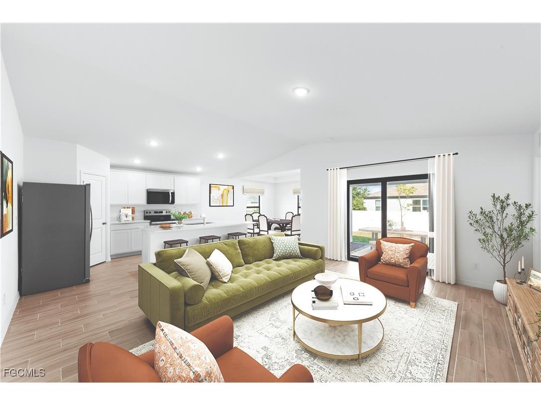 2512 51st Street W Lehigh Acres FL 33971 2025018391 image2