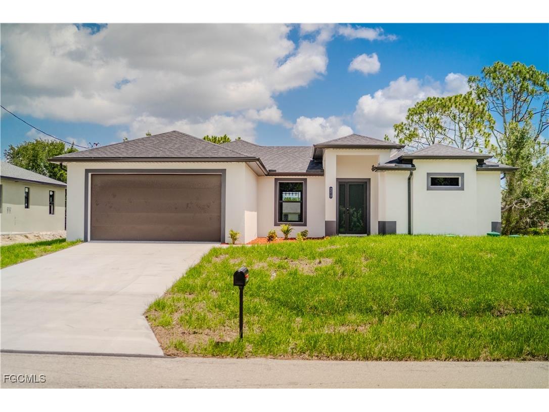 2512 52nd Street SW Lehigh Acres FL 33976 2025003806 image1