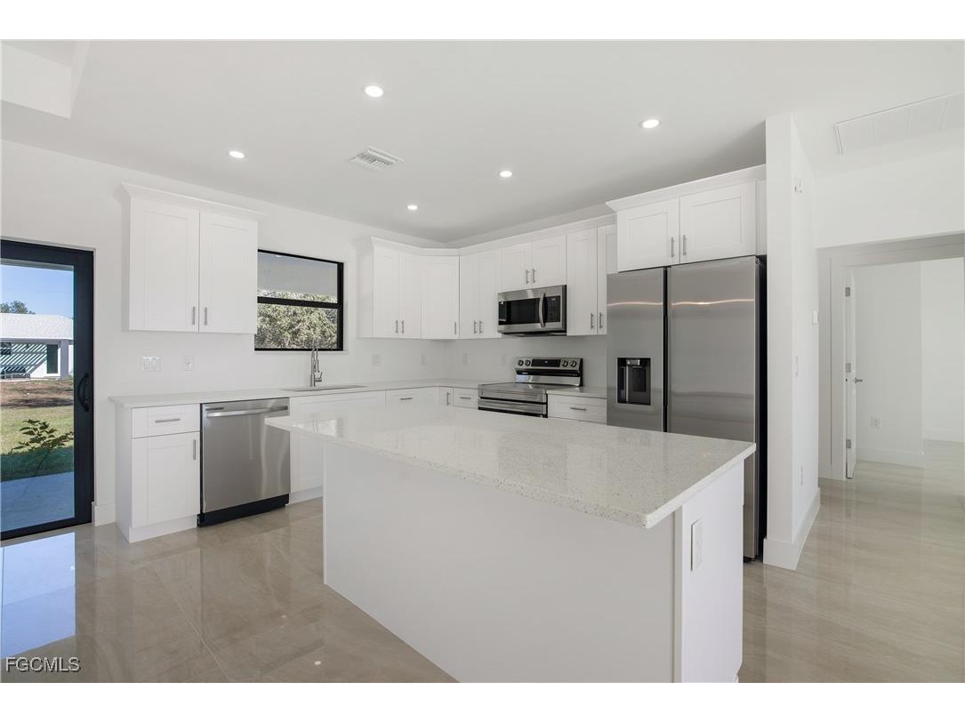 2512 61st Street W Lehigh Acres FL 33971 2026005256 image3