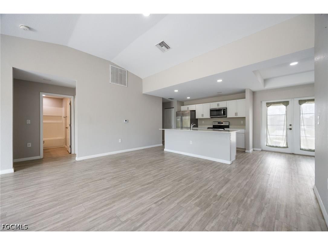2512 NW 15th Avenue Cape Coral FL 33993 2026016037 image10