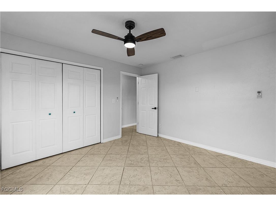 2512 SE 20th Place Cape Coral FL 33904 2025012784 image40