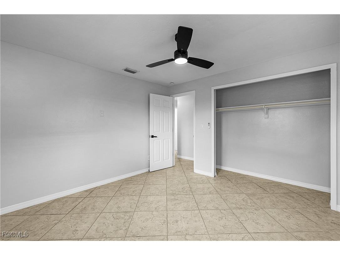 2512 SE 20th Place Cape Coral FL 33904 2025012784 image42