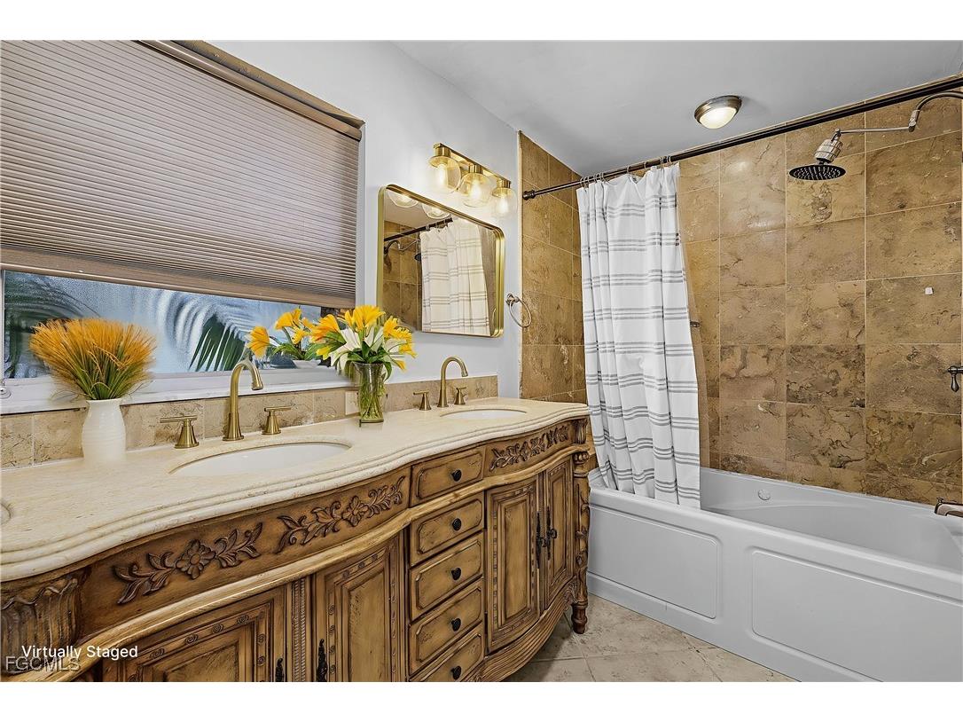 2512 SE 20th Place Cape Coral FL 33904 2025012784 image9