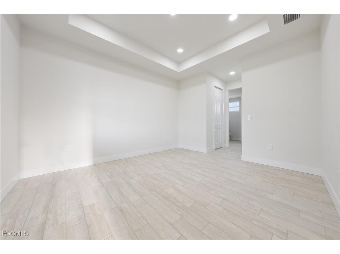 2513 40th Street W Lehigh Acres FL 33971 2025007093 image11