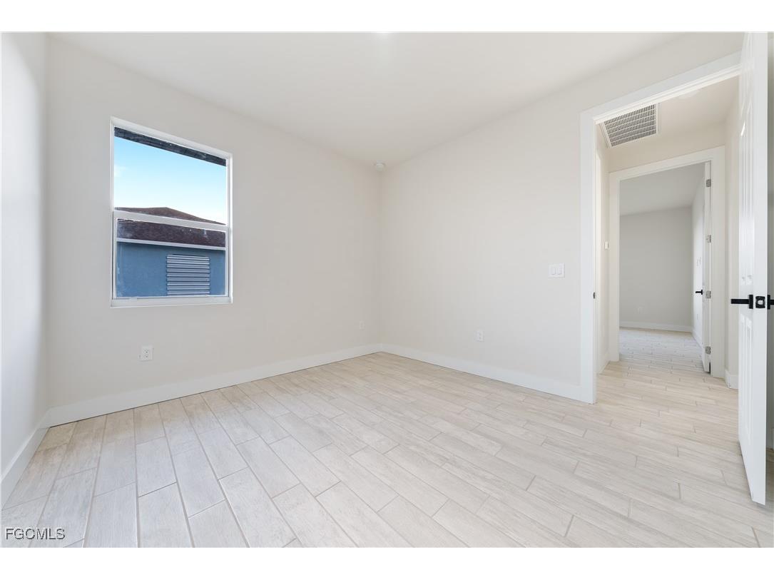 2513 40th Street W Lehigh Acres FL 33971 2025007093 image20