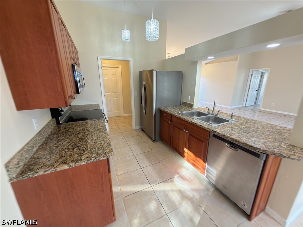 2513 48th Street SW Lehigh Acres FL 33976 226015933 image1
