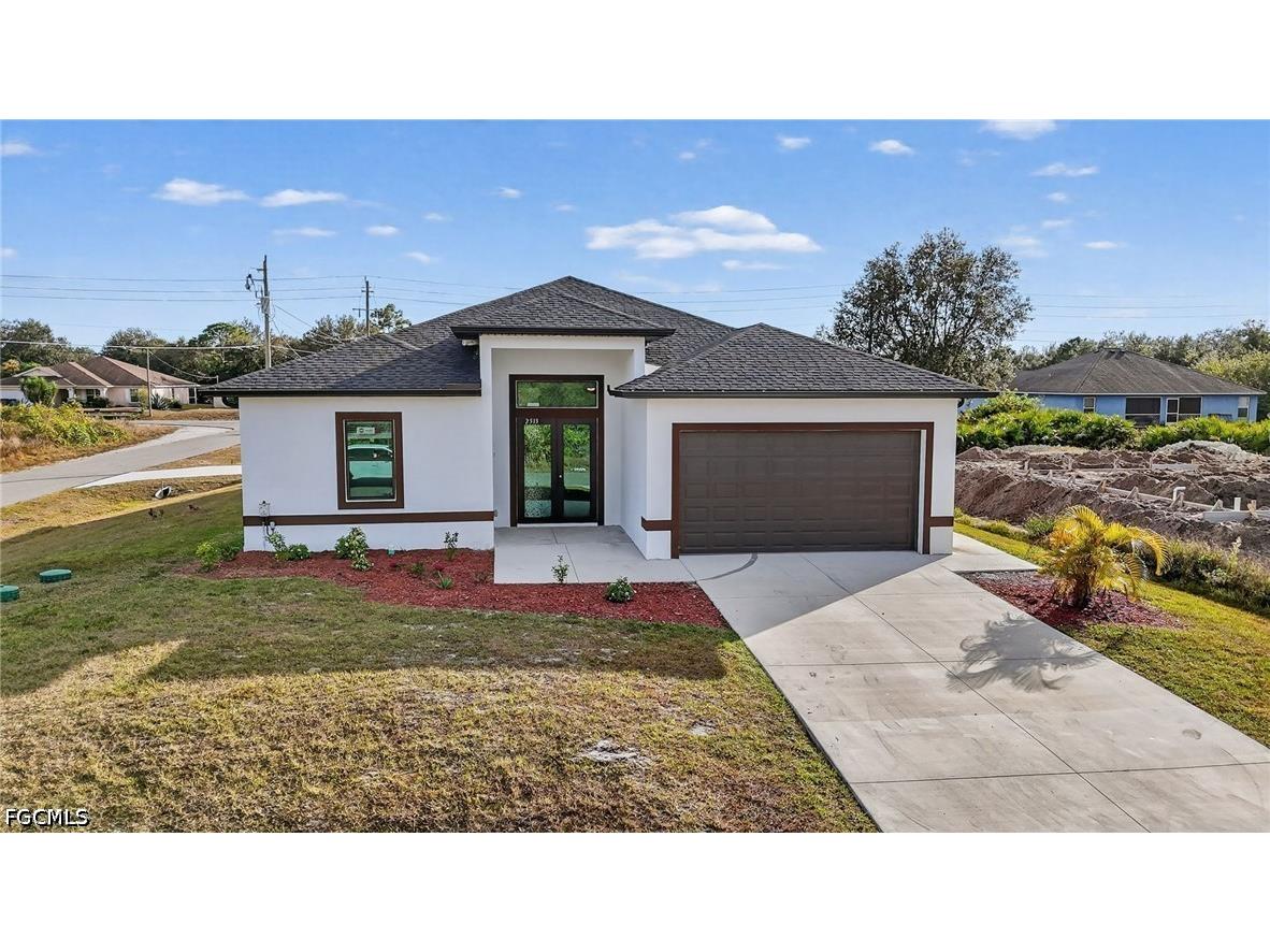 2513 69th Street W Lehigh Acres FL 33971 2026017627 image2