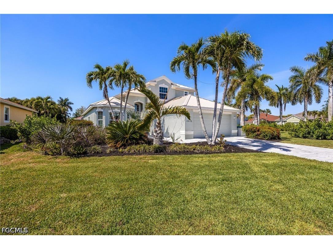 2513 Blackburn Circle Cape Coral FL 33991 2026015786 image2