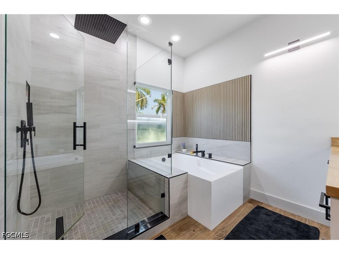 2513 Blackburn Circle Cape Coral FL 33991 2026015786 image28