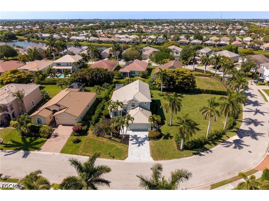 2513 Blackburn Circle Cape Coral FL 33991 2026015786 image43