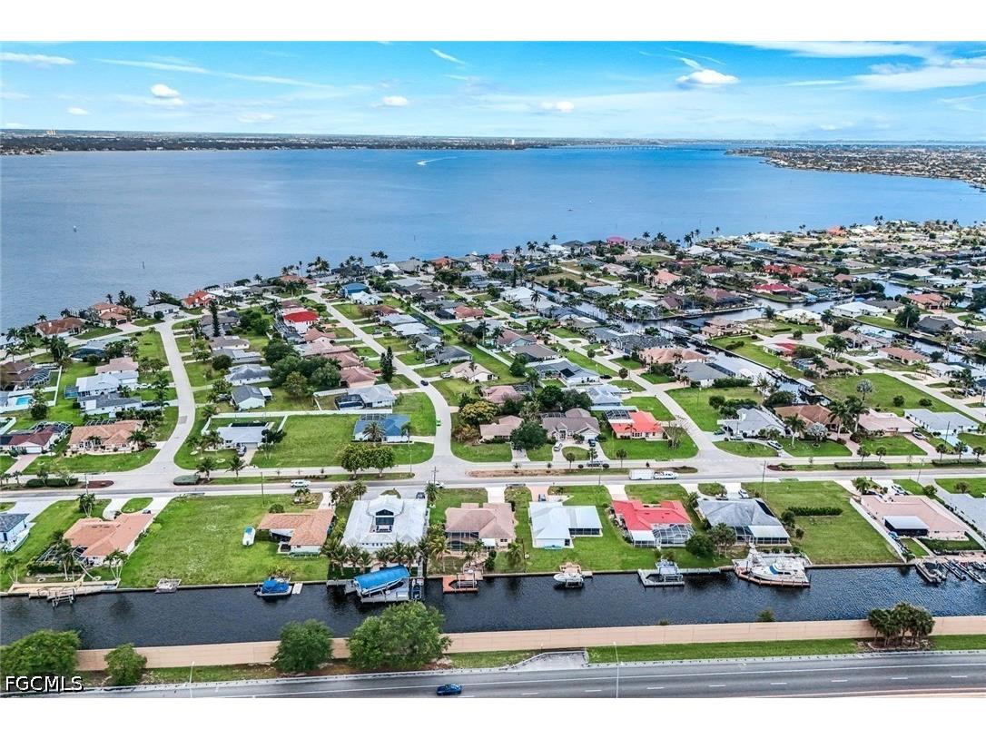 2513 Everest Parkway Cape Coral FL 33904 2026015840 image4