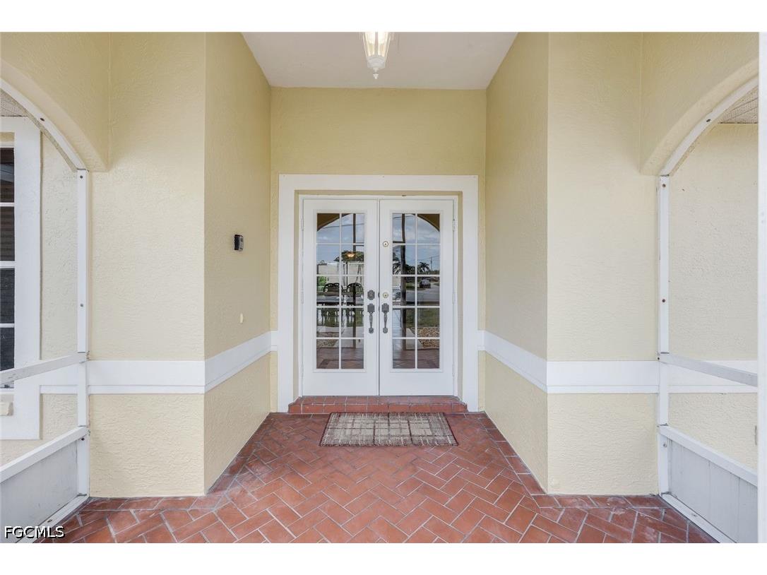2513 Everest Parkway Cape Coral FL 33904 2026015840 image7