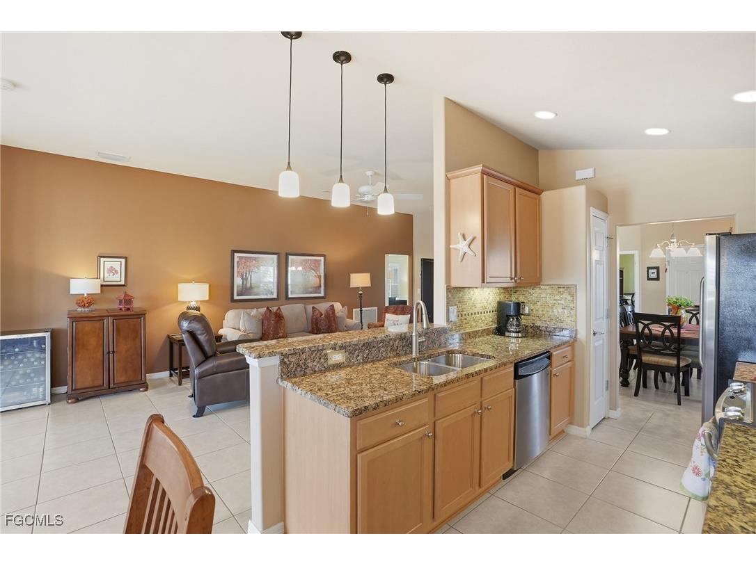 2513 Hopefield Court Cape Coral FL 33991 2025021173 image11