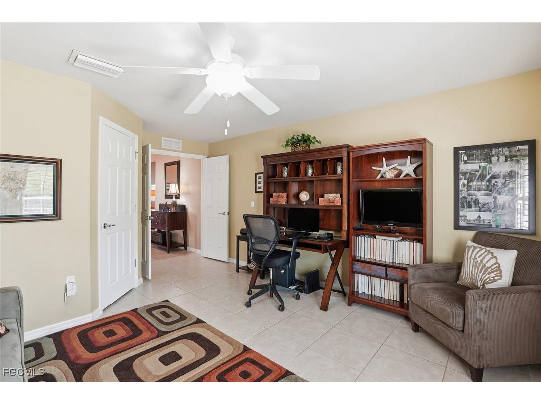 2513 Hopefield Court Cape Coral FL 33991 2025021173 image19