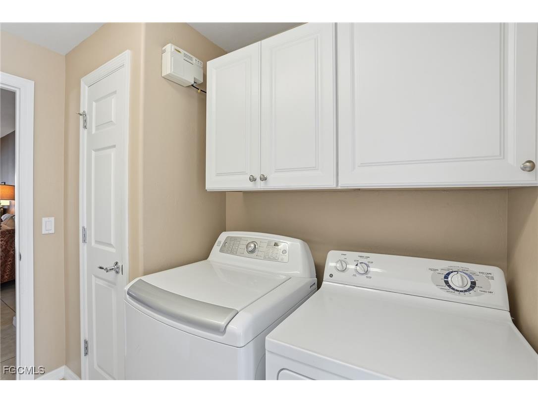 2513 Hopefield Court Cape Coral FL 33991 2025021173 image28