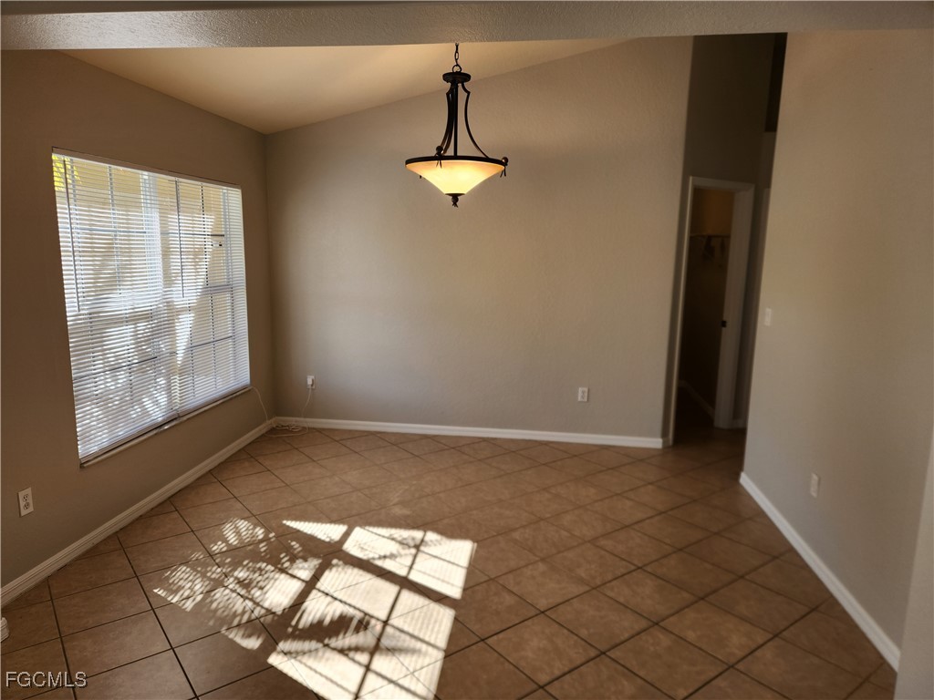 2513 NW 28th Street Cape Coral FL 33993 2026002557 image3