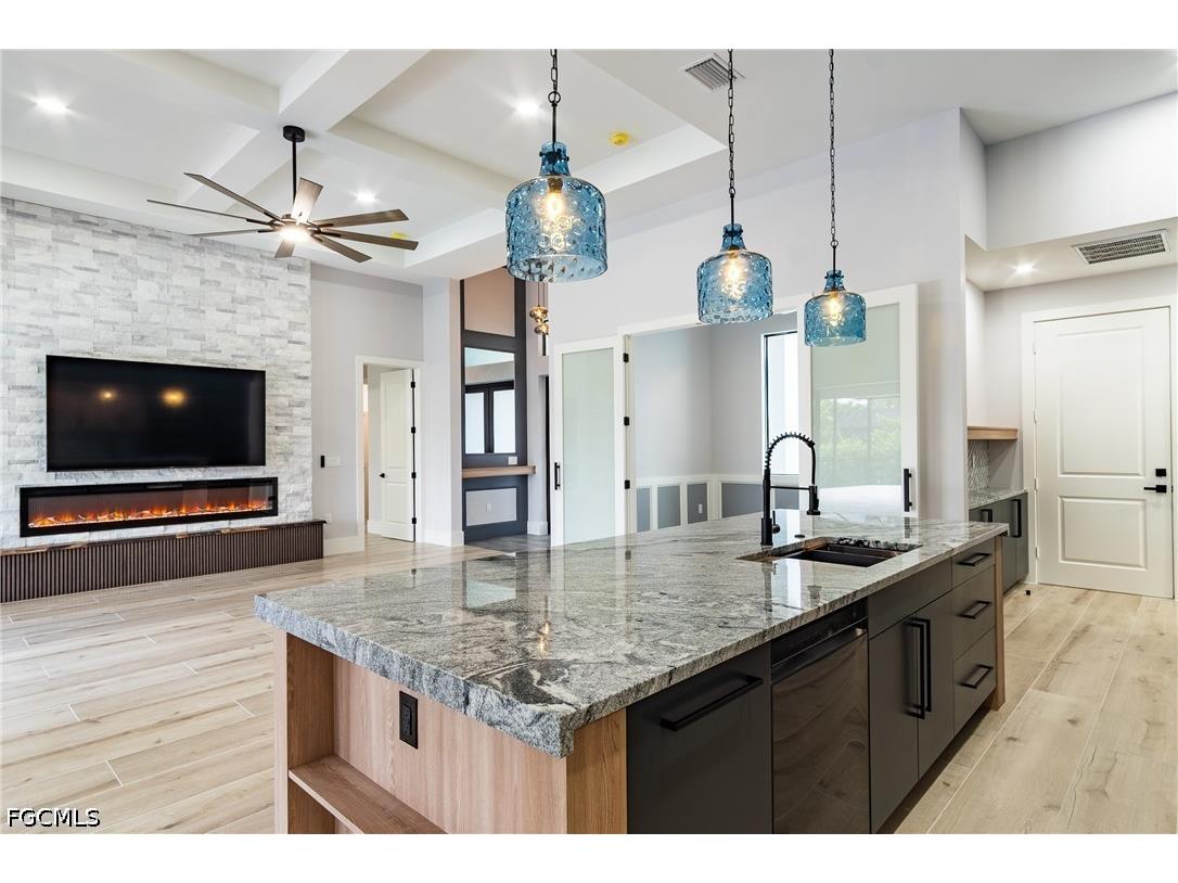 2513 SW 25th Avenue Cape Coral FL 33914 2026022871 image13
