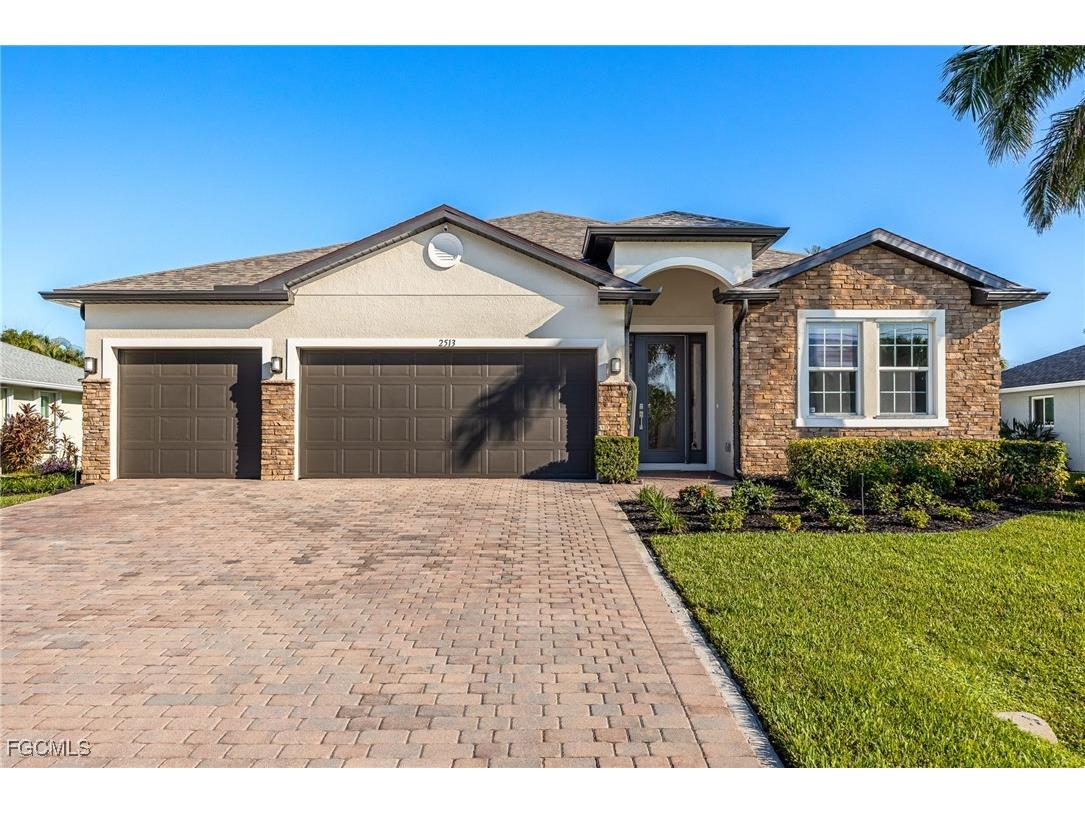 2513 SW 38th Terrace Cape Coral FL 33914 2025001537 image1