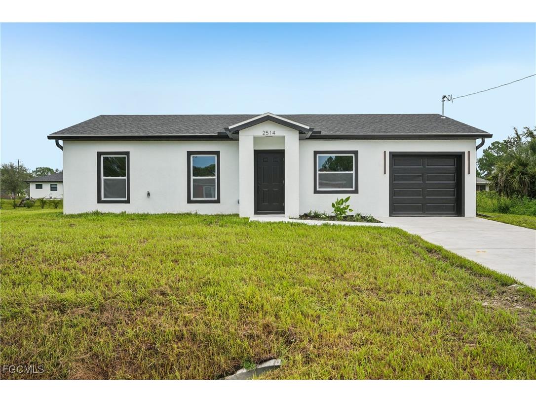 2514 38th Street SW Lehigh Acres FL 33976 2025010404 image1