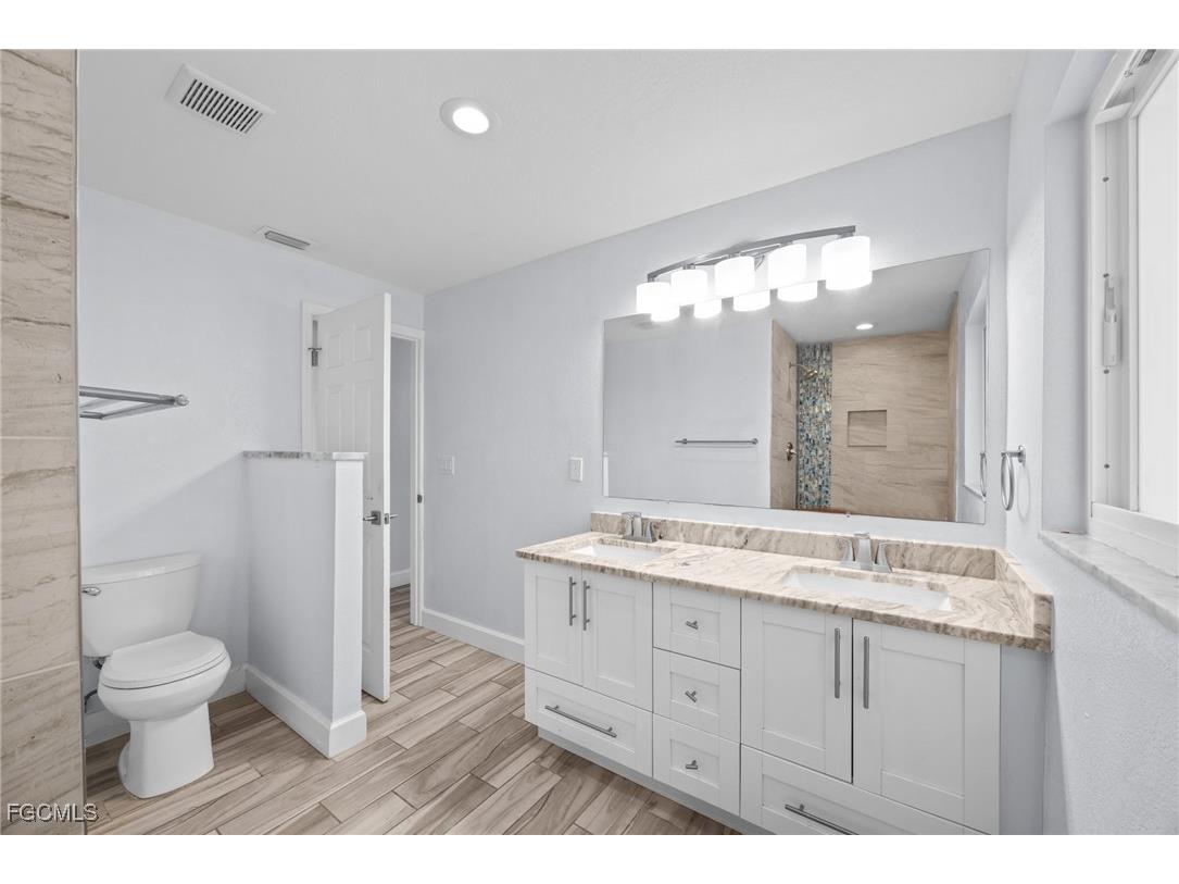 2514 SE 26th Avenue Cape Coral FL 33904 2025018597 image18