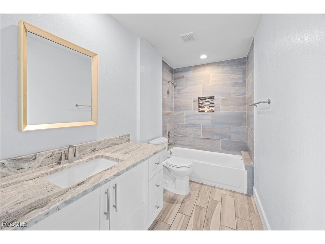 2514 SE 26th Avenue Cape Coral FL 33904 2025018597 image23