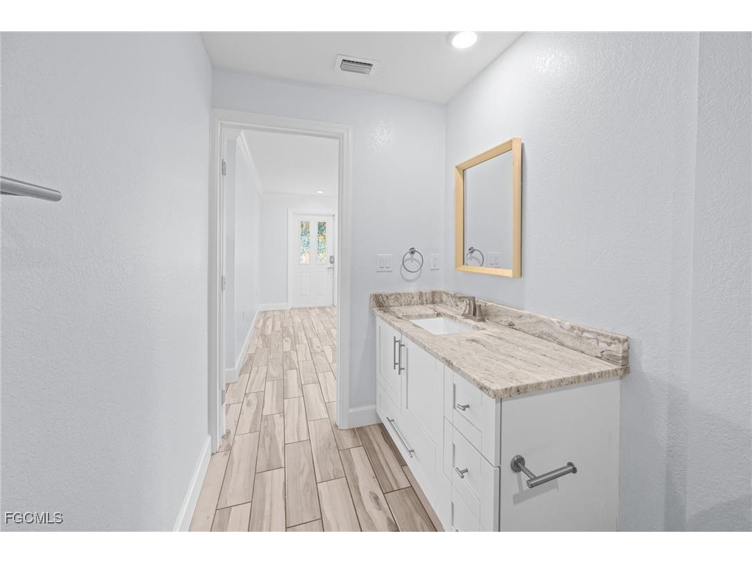 2514 SE 26th Avenue Cape Coral FL 33904 2025018597 image24