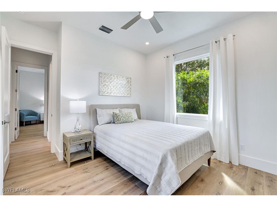 2515 Royal Palm Court Naples FL 34103 225076092 image20