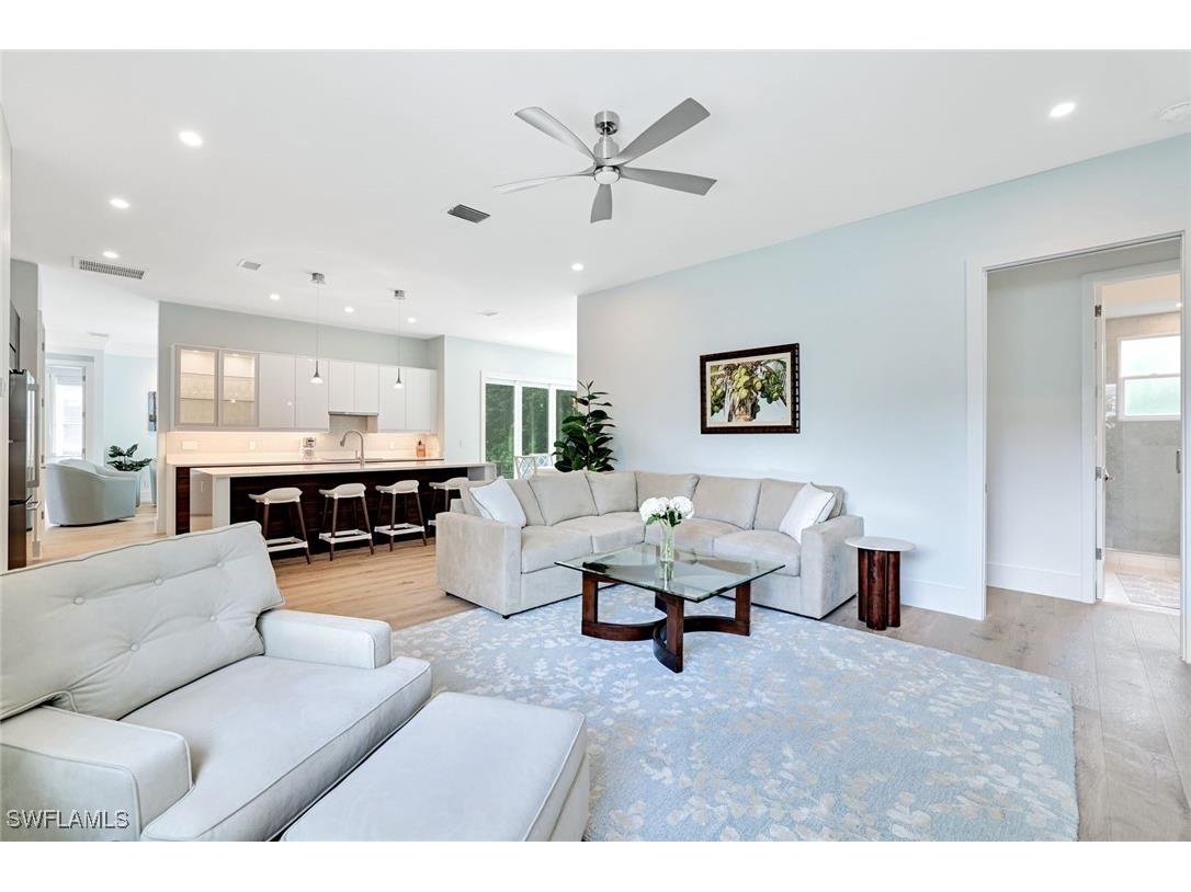 2515 Royal Palm Court Naples FL 34103 225076092 image7