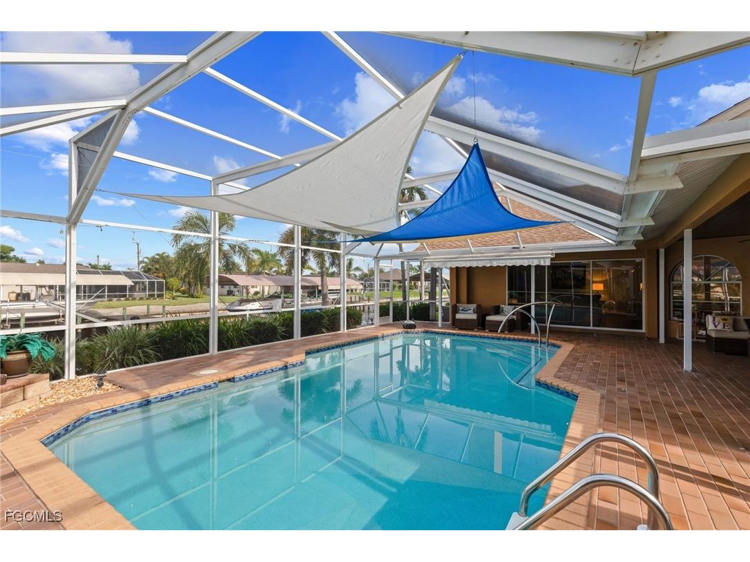 2515 SE 19th Avenue Cape Coral FL 33904 2025003917 image3