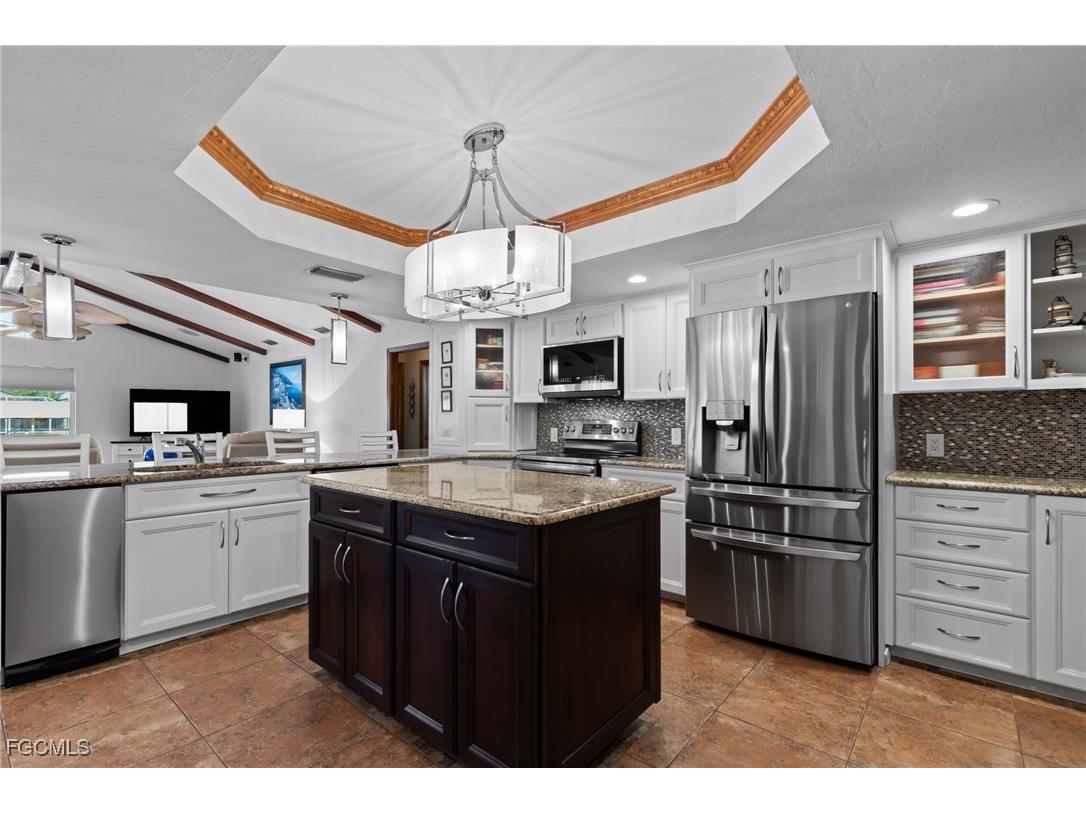 2515 SE 19th Avenue Cape Coral FL 33904 2025003917 image5