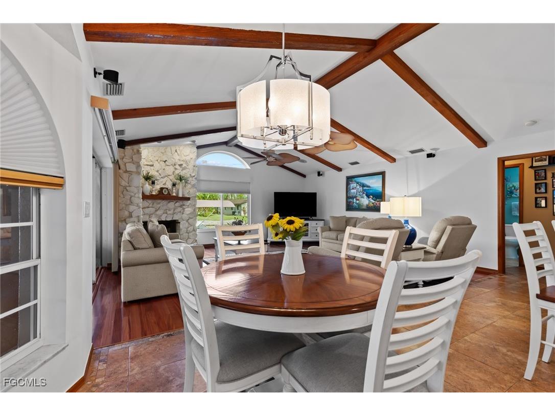 2515 SE 19th Avenue Cape Coral FL 33904 2025003917 image6