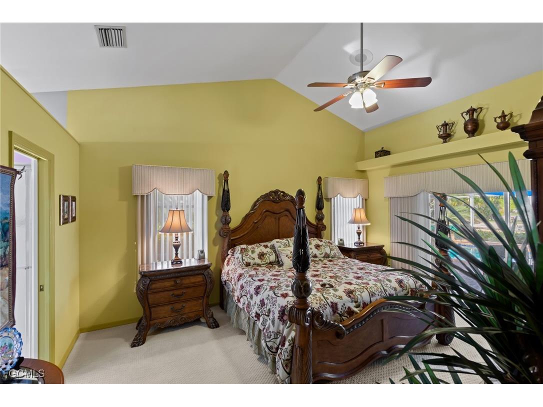 2515 SE 19th Avenue Cape Coral FL 33904 2025003917 image9