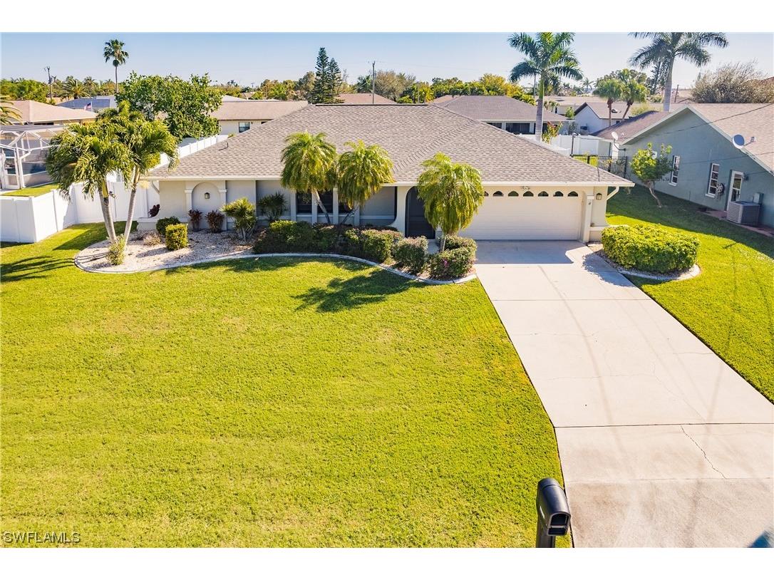 2515 SE 25th Avenue Cape Coral FL 33904 224020012 image1