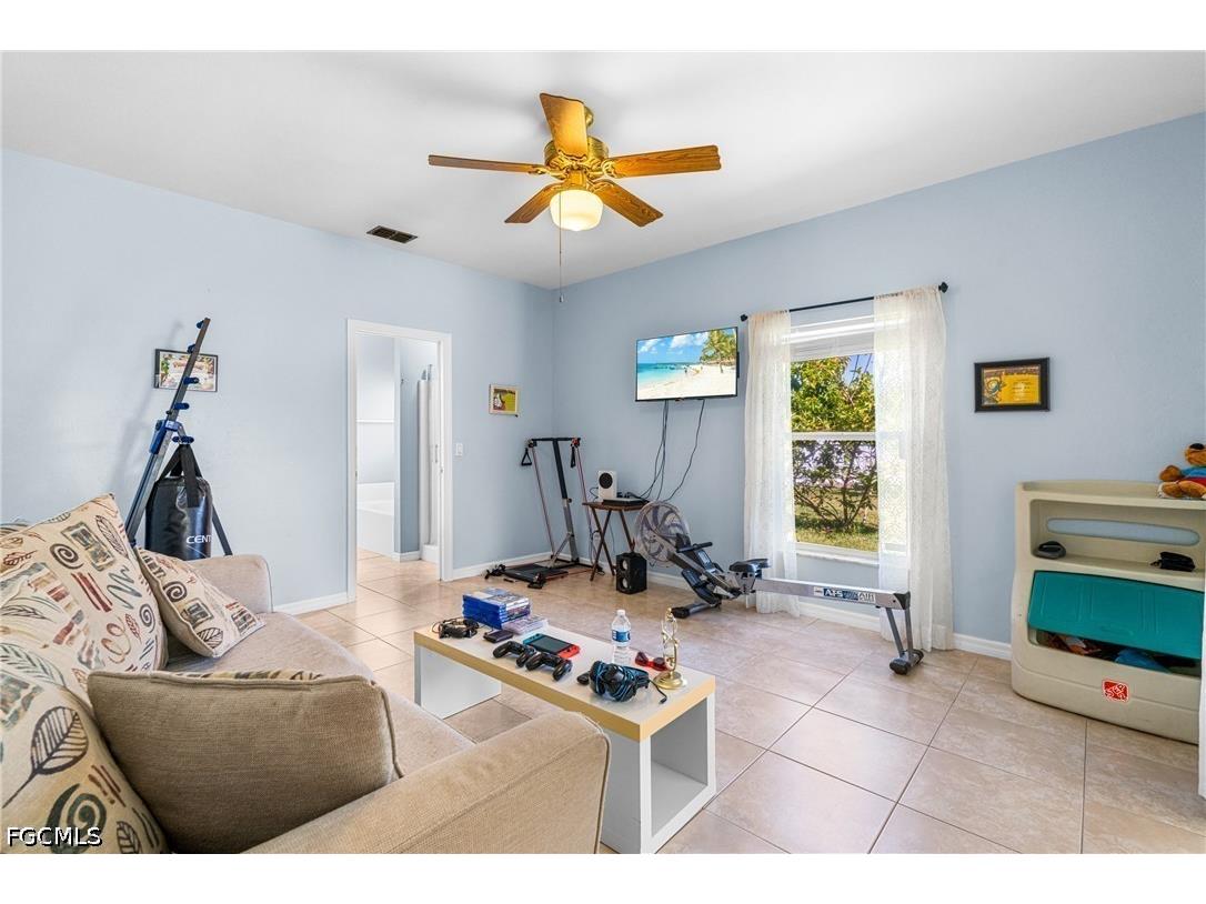 2515 SE 4th Avenue Cape Coral FL 33904 2026022739 image17
