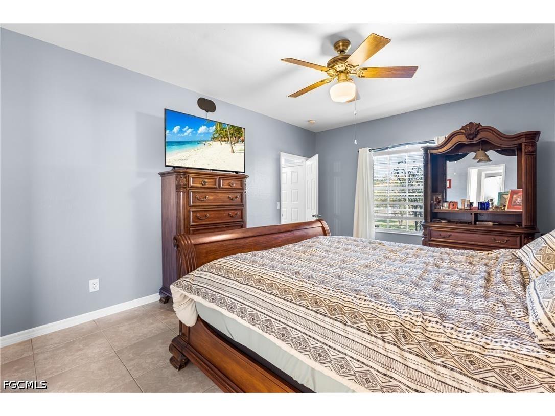 2515 SE 4th Avenue Cape Coral FL 33904 2026022739 image22