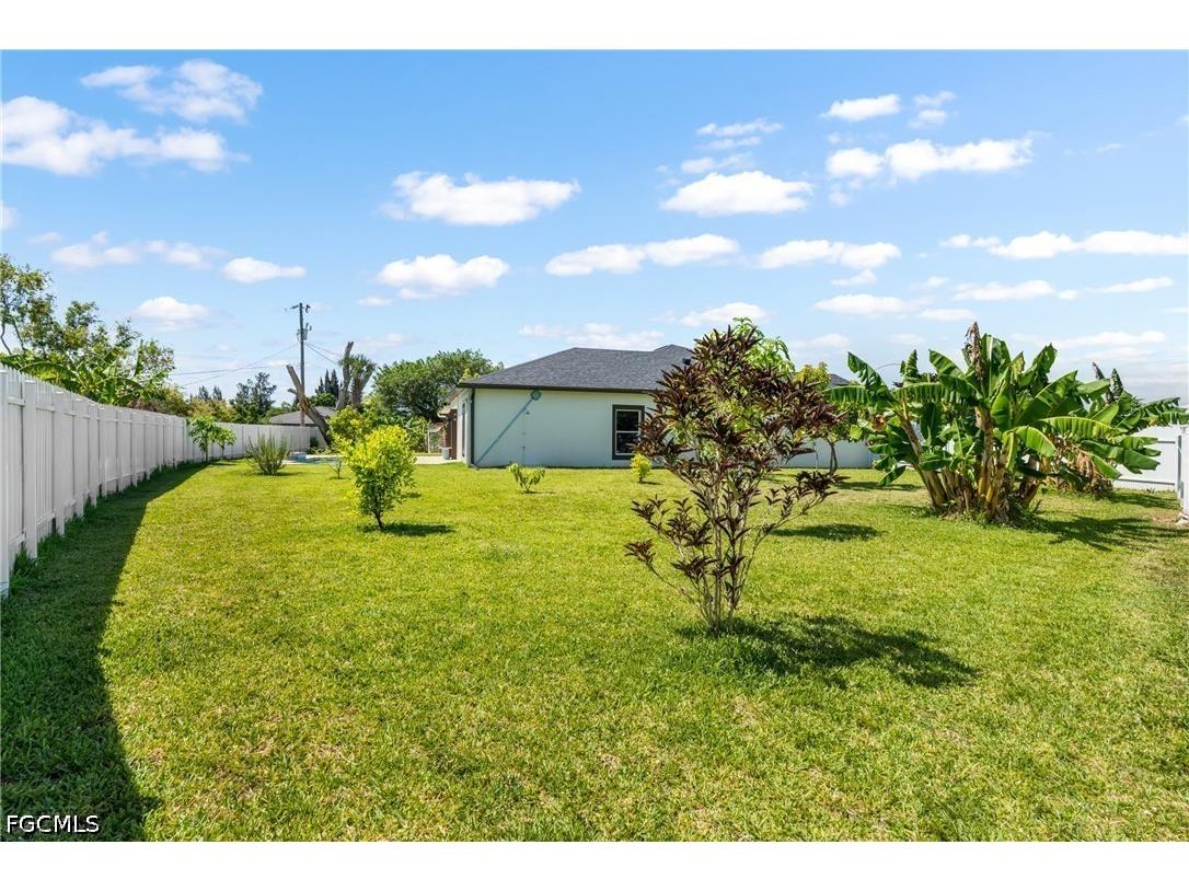 2515 SE 4th Avenue Cape Coral FL 33904 2026022739 image40