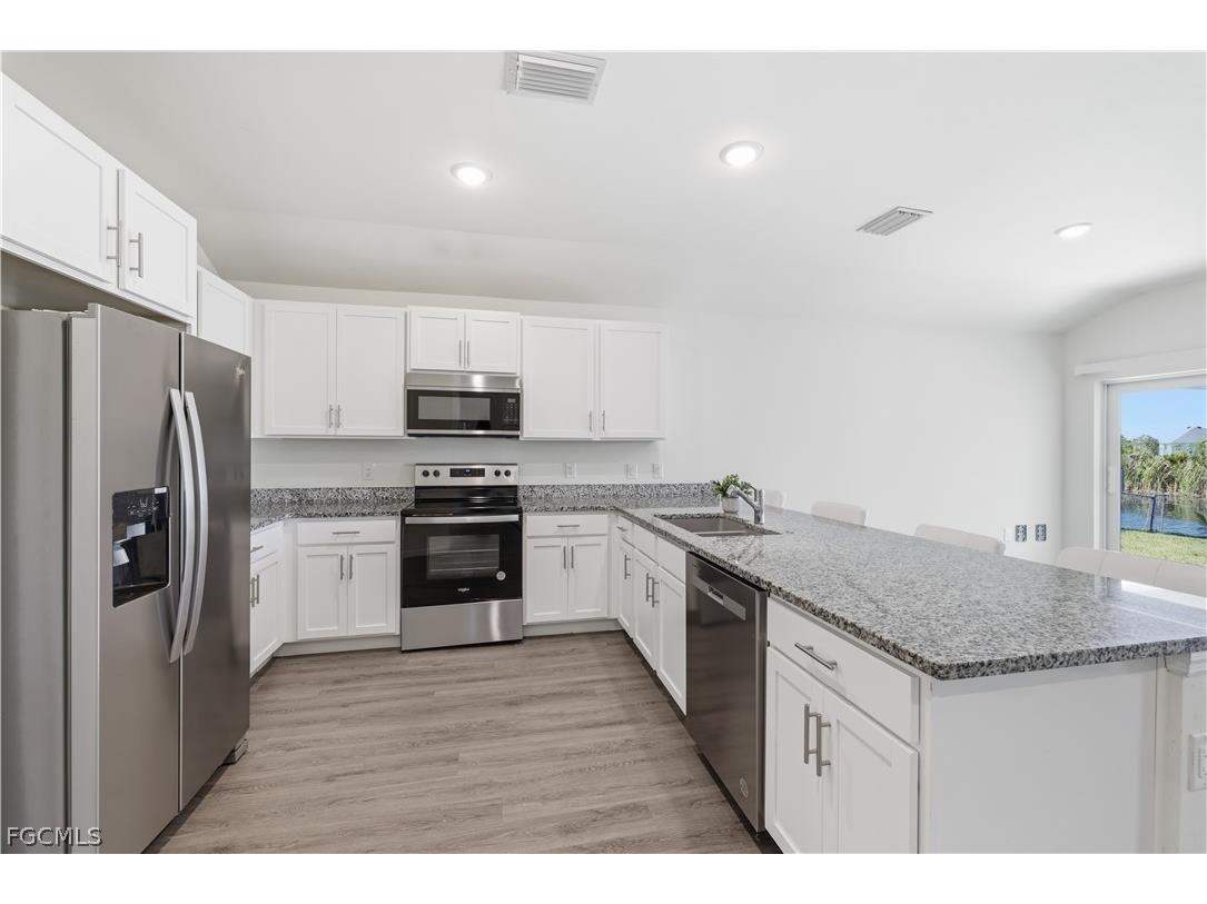 2515 SW 2nd Terrace Cape Coral FL 33991 2026012236 image4