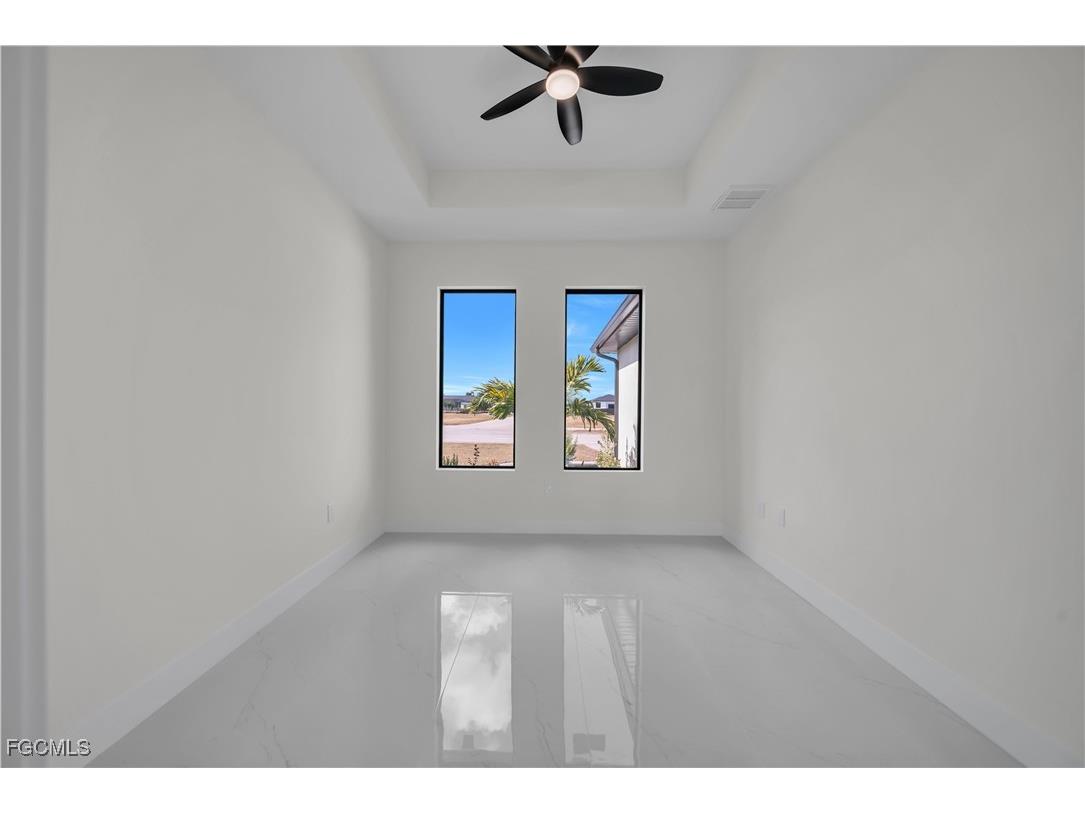 2515 Santa Barbara Boulevard N Cape Coral FL 33993 2025020168 image15