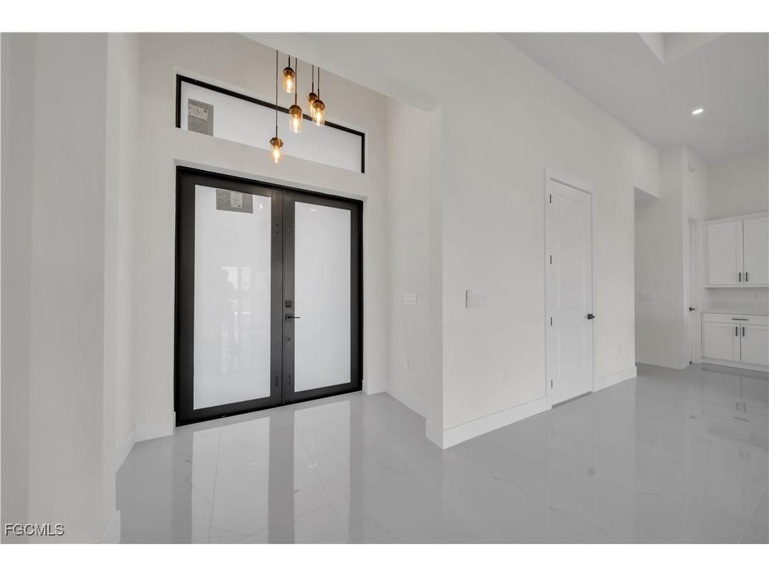 2515 Santa Barbara Boulevard N Cape Coral FL 33993 2025020168 image22