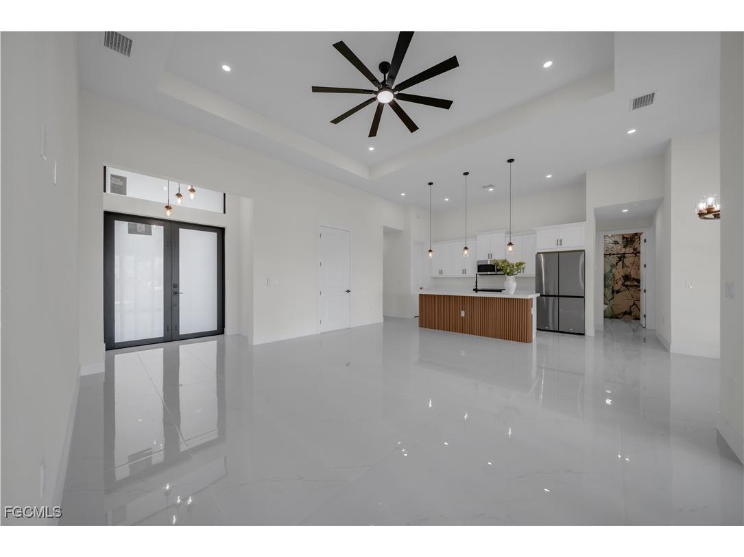 2515 Santa Barbara Boulevard N Cape Coral FL 33993 2025020168 image25