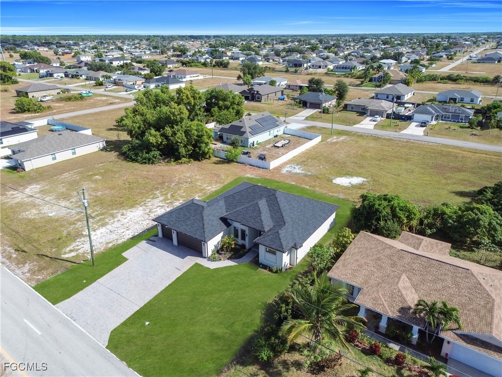 2515 Santa Barbara Boulevard N Cape Coral FL 33993 2025020168 image4