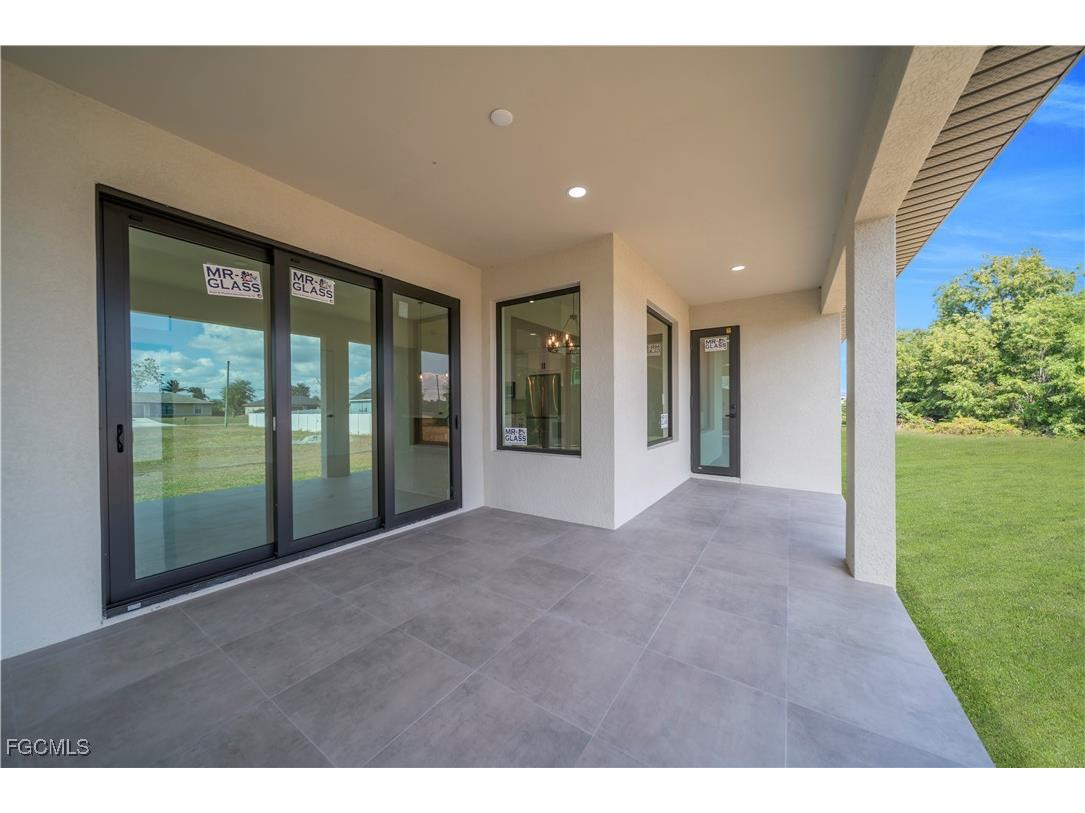 2515 Santa Barbara Boulevard N Cape Coral FL 33993 2025020168 image40