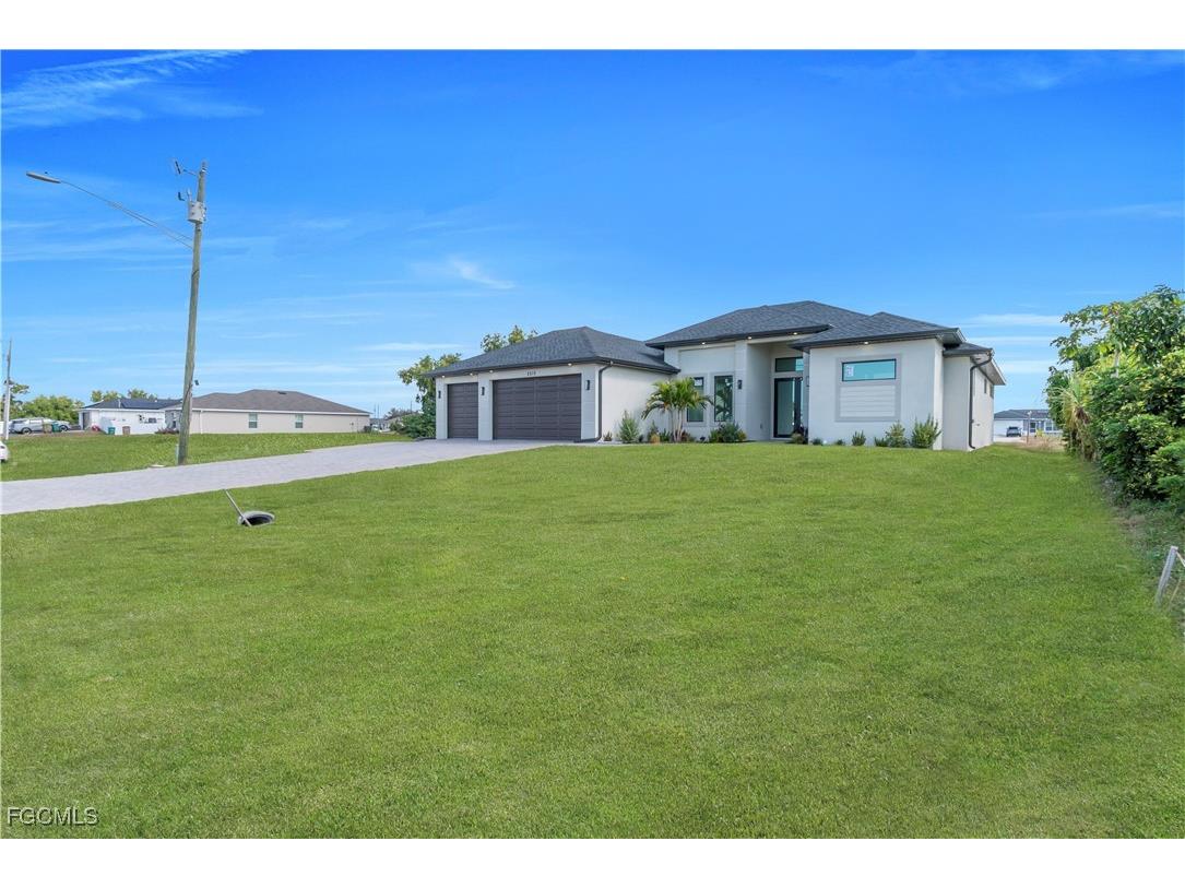 2515 Santa Barbara Boulevard N Cape Coral FL 33993 2025020168 image9