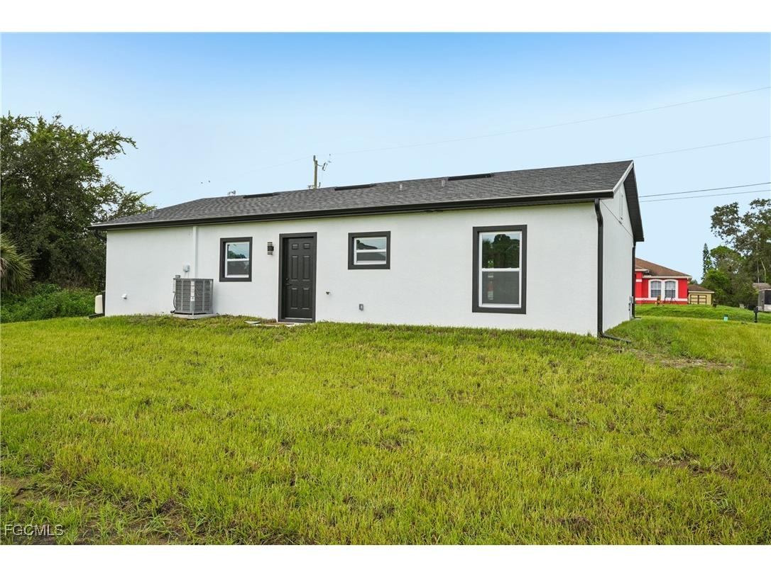 2516 38th Street SW Lehigh Acres FL 33976 2025010408 image17