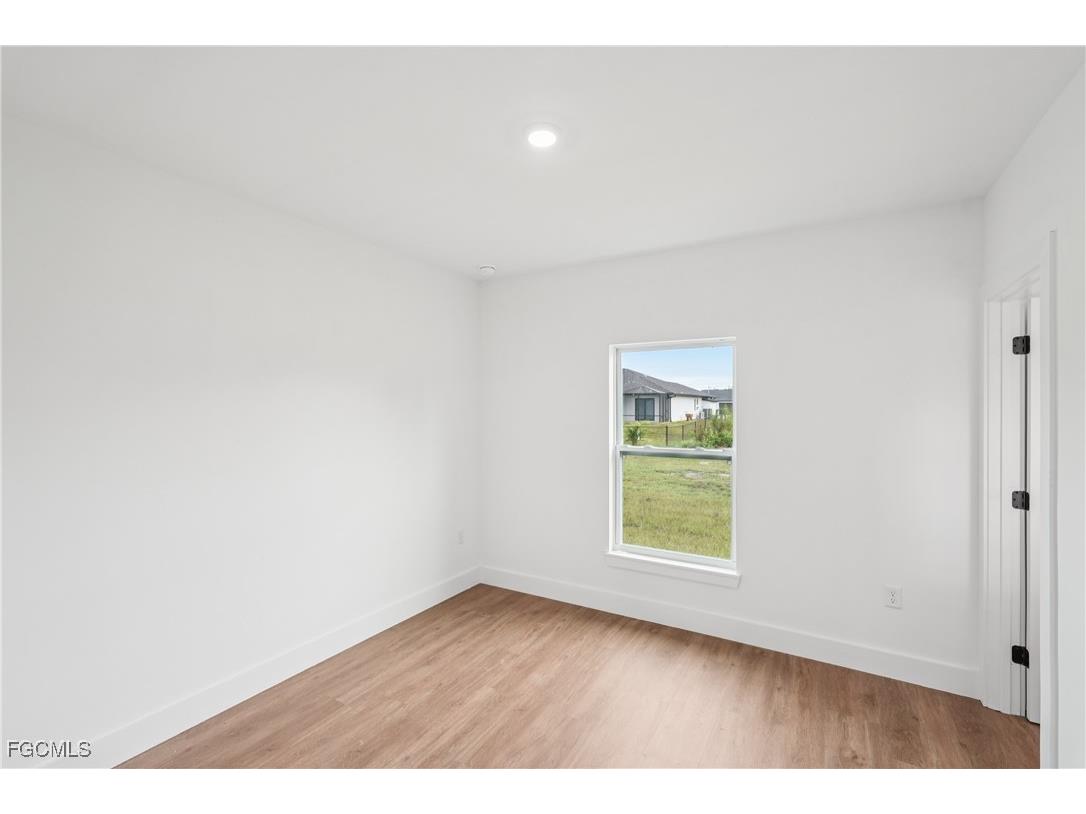 2516 38th Street SW Lehigh Acres FL 33976 2025010408 image9