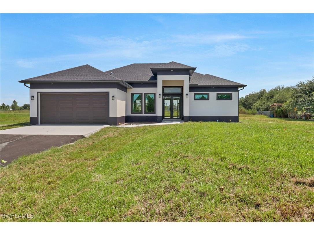 2516 45th Avenue NE Naples FL 34120 224064796 image1