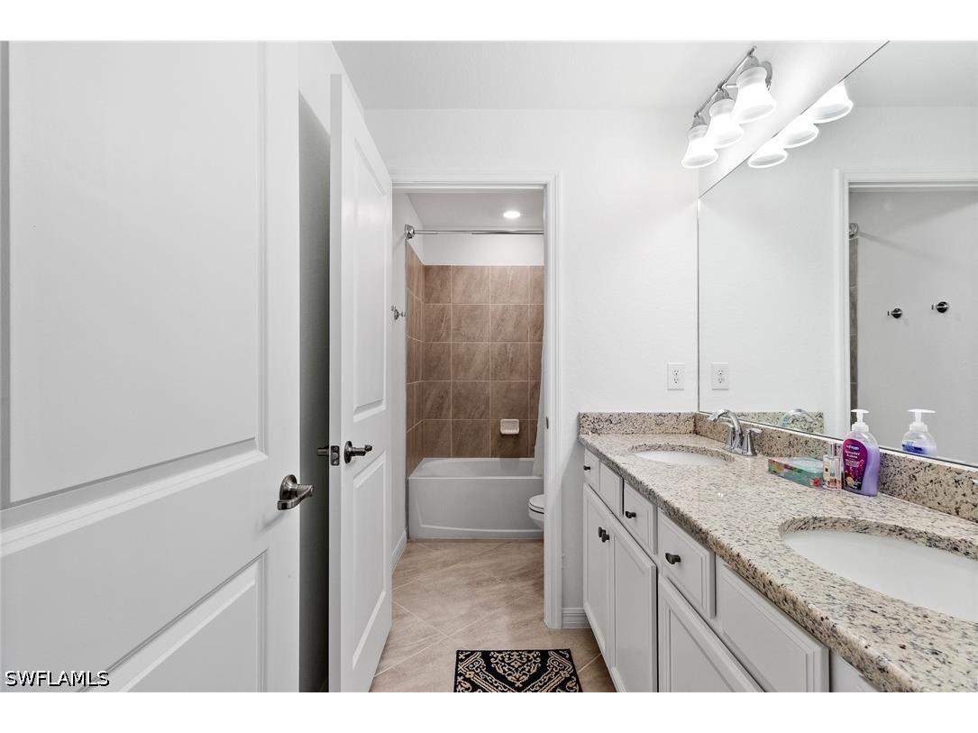 2516 Kona Way Naples FL 34120 226022729 image19